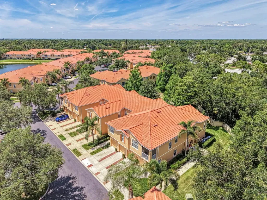3627 Parkridge Circle Sarasota FL 34243