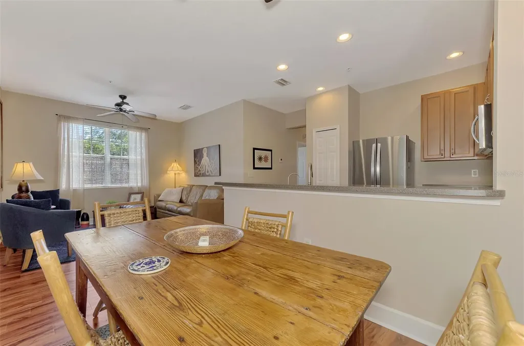 3627 Parkridge Circle Sarasota FL 34243