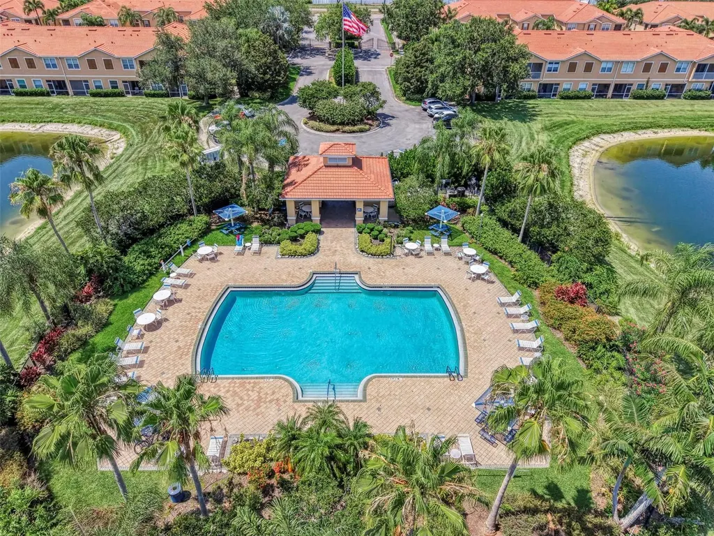 3627 Parkridge Circle Sarasota FL 34243