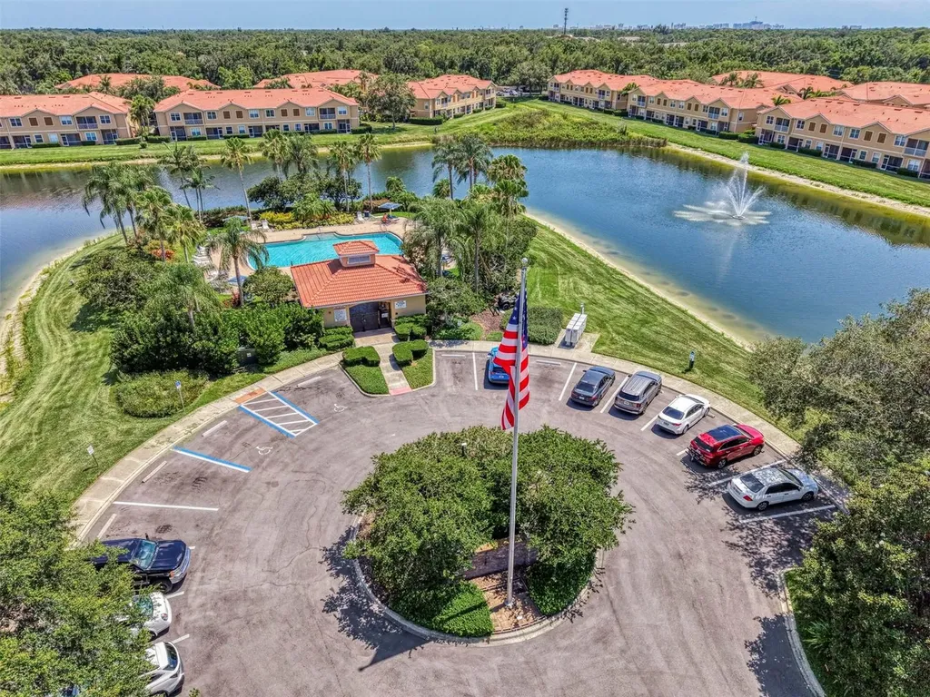 3627 Parkridge Circle Sarasota FL 34243