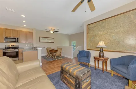 3627 Parkridge Circle Sarasota FL 34243