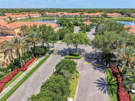 3627 Parkridge Circle Sarasota FL 34243