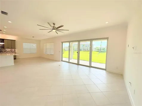 3392 Acacia Bay Avenue Wesley Chapel FL 33543