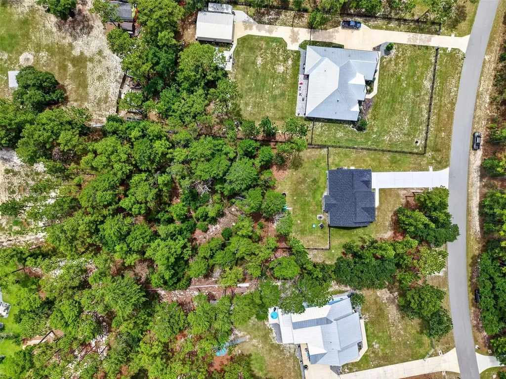 2058 County Road 243f Wildwood FL 34785
