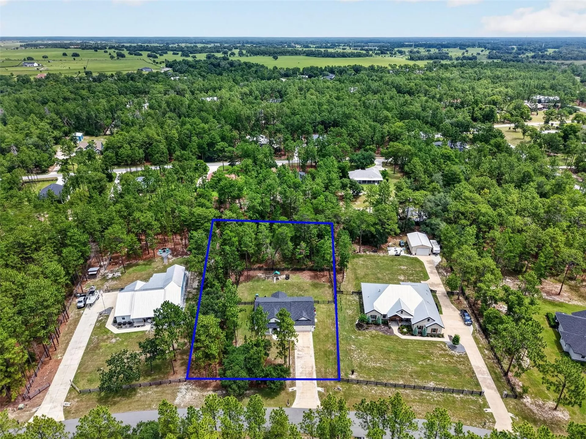 2058 County Road 243f Wildwood FL 34785