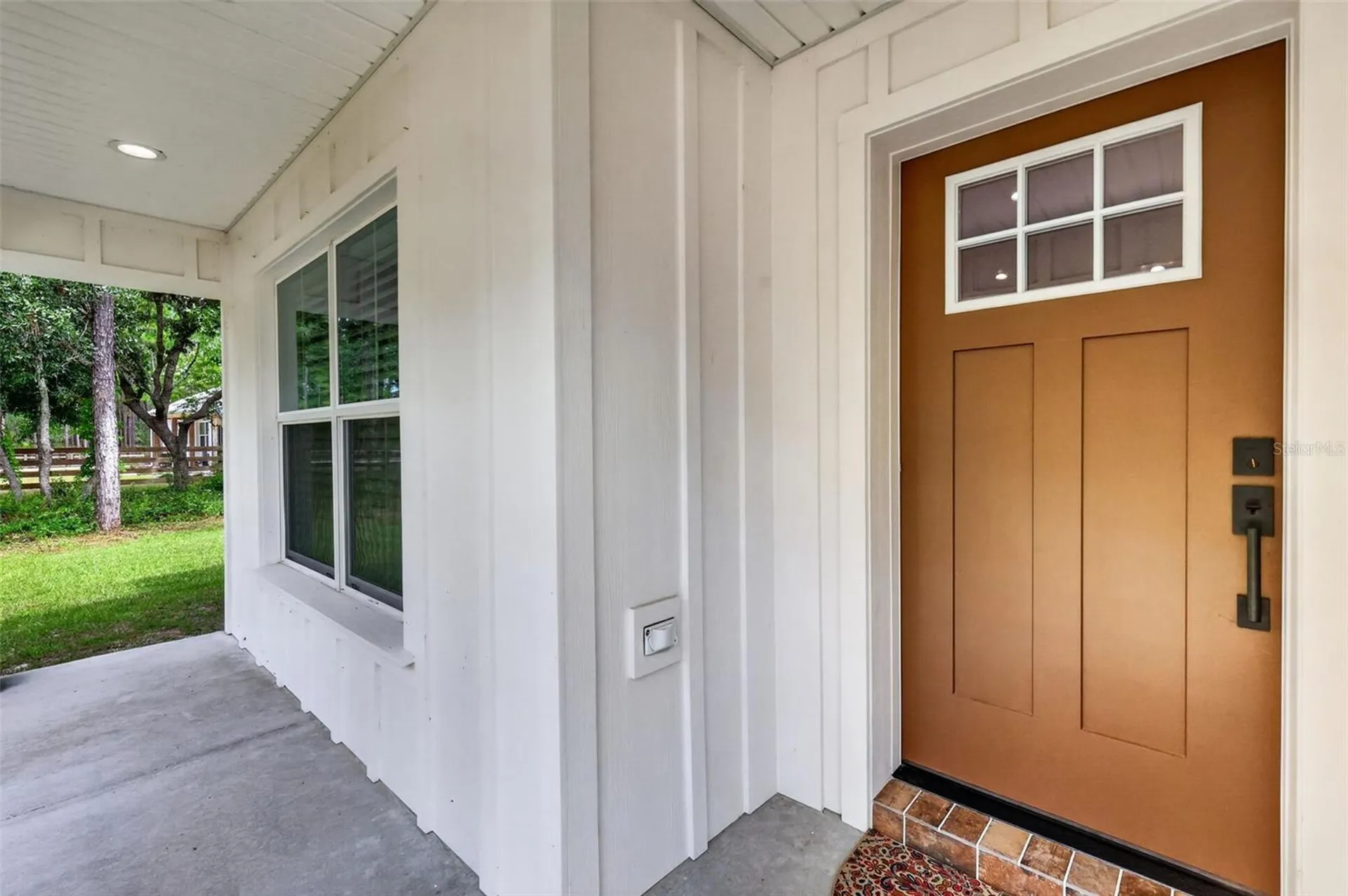 2058 County Road 243f Wildwood FL 34785