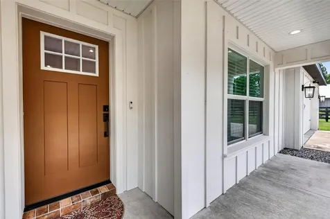 2058 County Road 243f Wildwood FL 34785