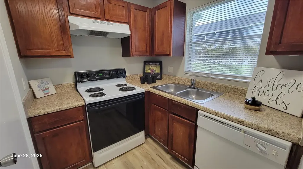 4136 Pershing Pointe Place Orlando FL 32822