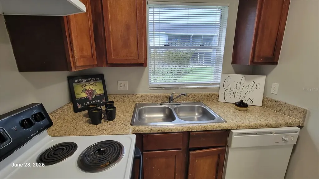 4136 Pershing Pointe Place Orlando FL 32822