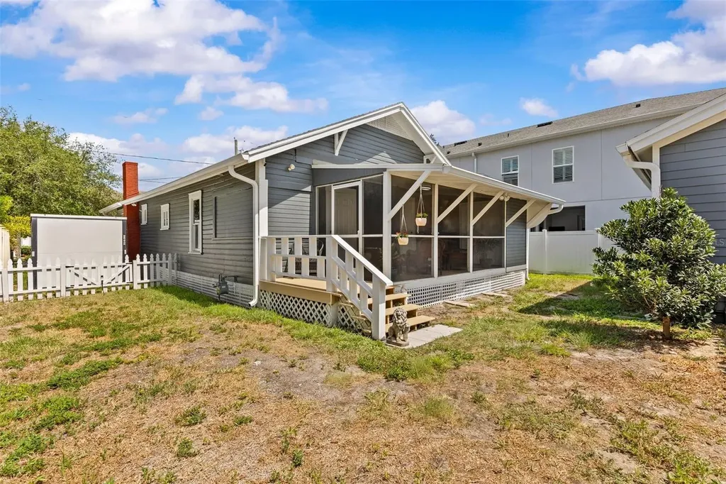 211 S Albany Avenue Tampa FL 33606