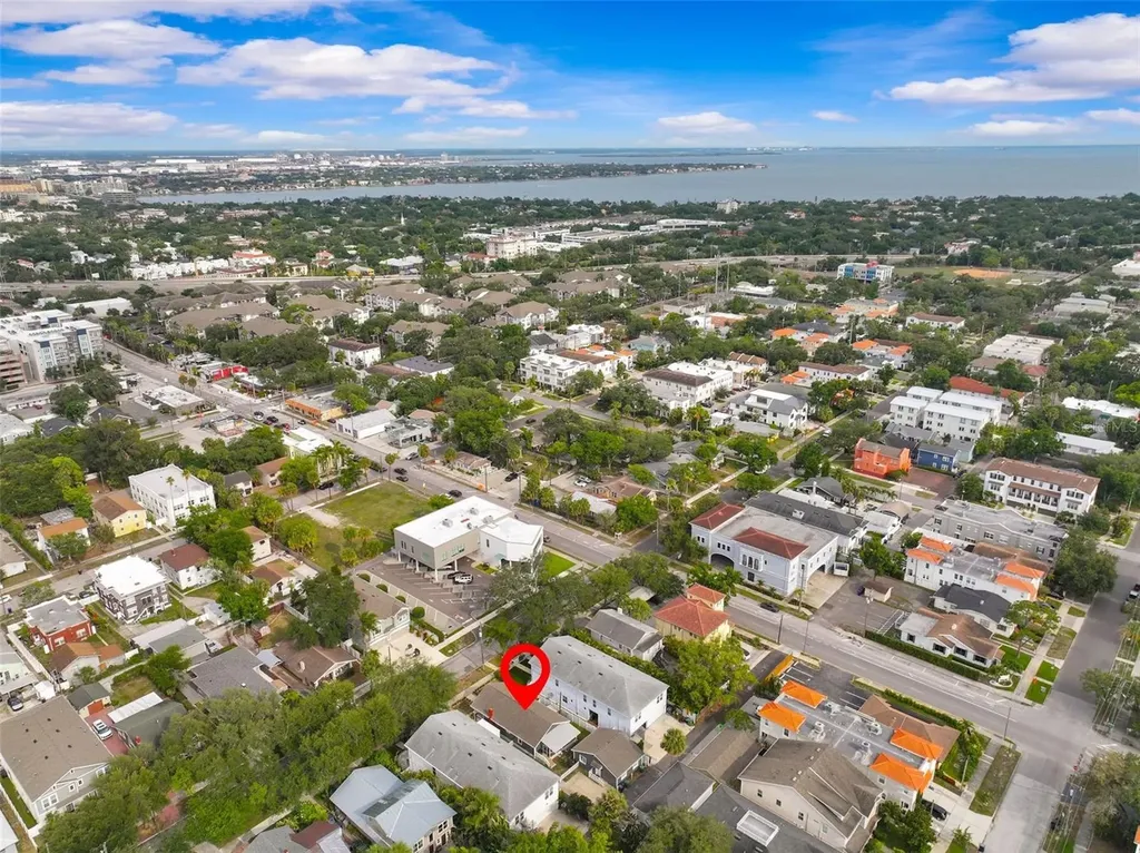 211 S Albany Avenue Tampa FL 33606