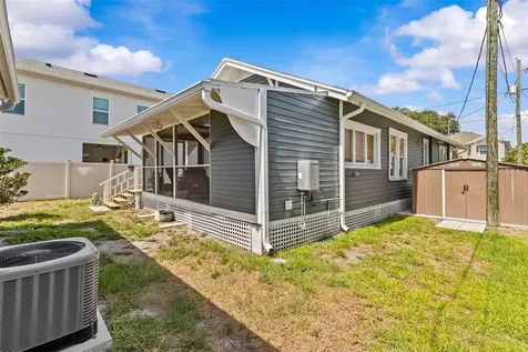211 S Albany Avenue Tampa FL 33606
