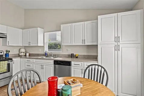 211 S Albany Avenue Tampa FL 33606