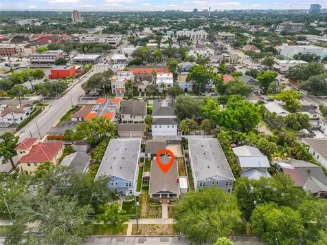 211 S Albany Avenue Tampa FL 33606