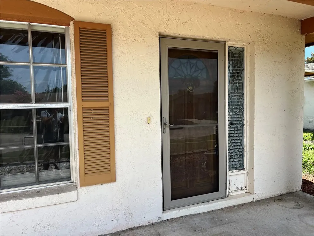10738 Lazy Lake Drive Orlando FL 32821