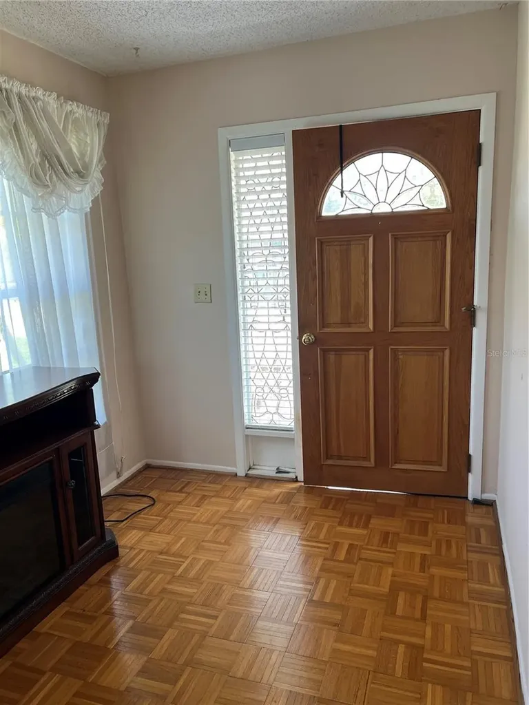 10738 Lazy Lake Drive Orlando FL 32821