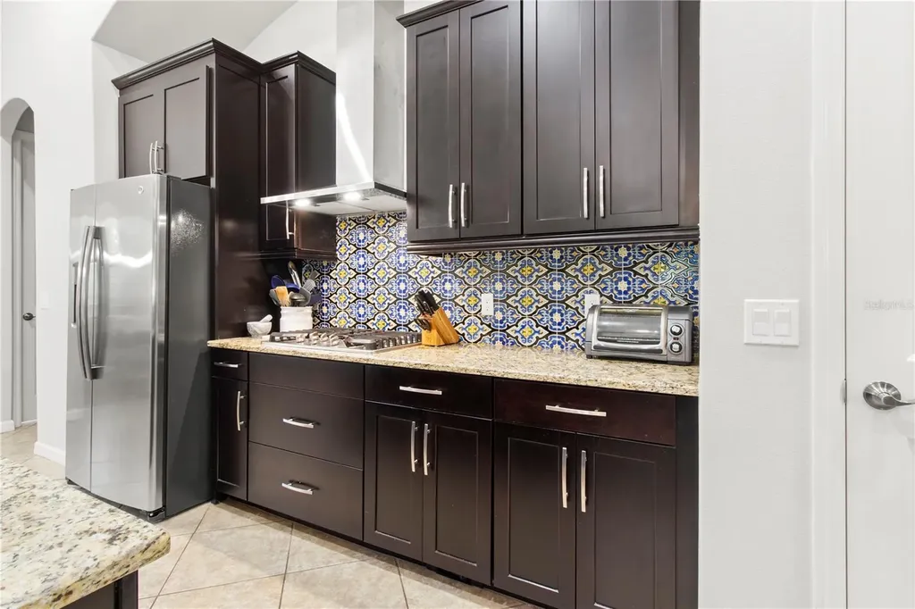 553 Chantilly Trail Bradenton FL 34212