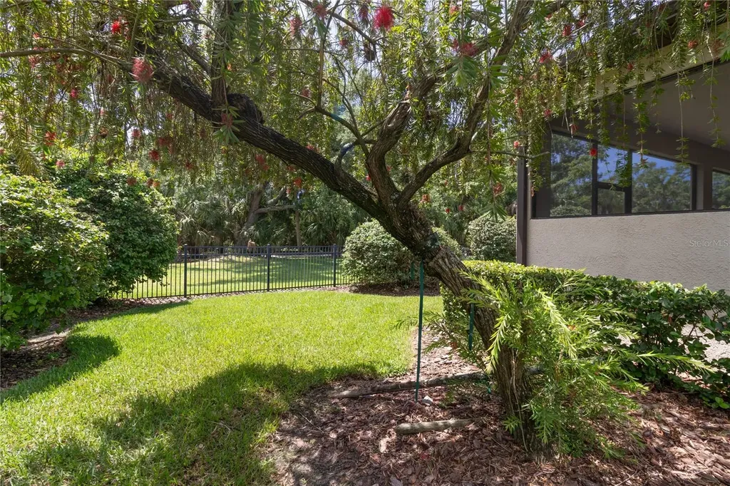 553 Chantilly Trail Bradenton FL 34212