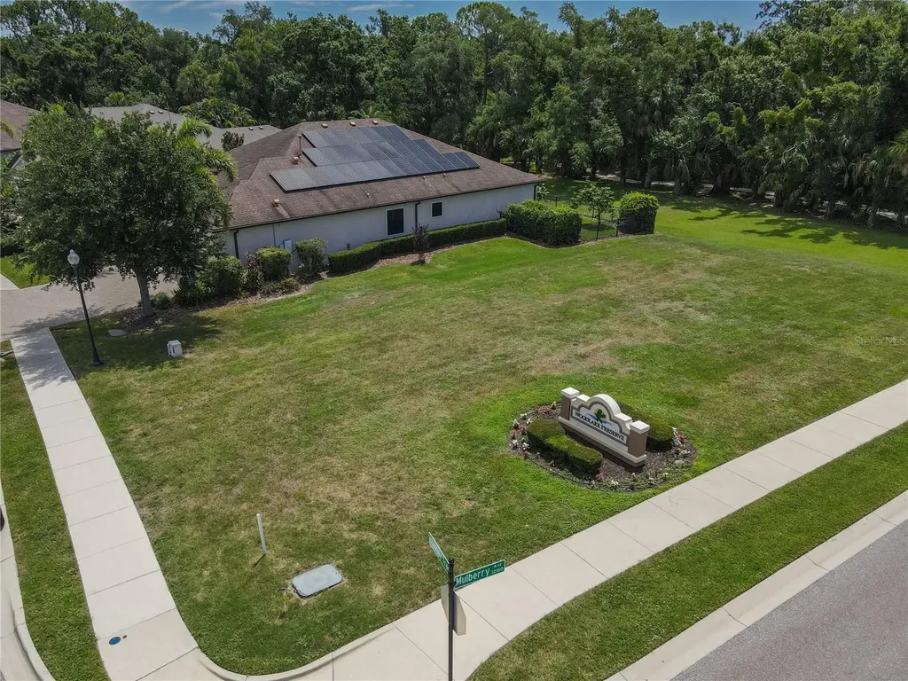 553 Chantilly Trail Bradenton FL 34212