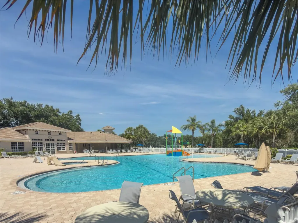 553 Chantilly Trail Bradenton FL 34212