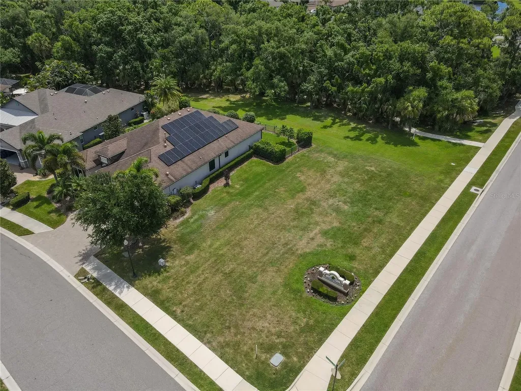 553 Chantilly Trail Bradenton FL 34212