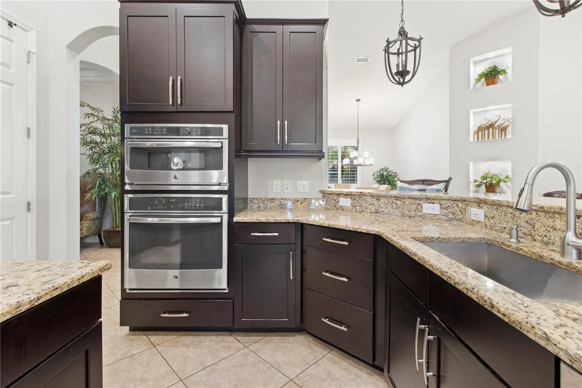 553 Chantilly Trail Bradenton FL 34212