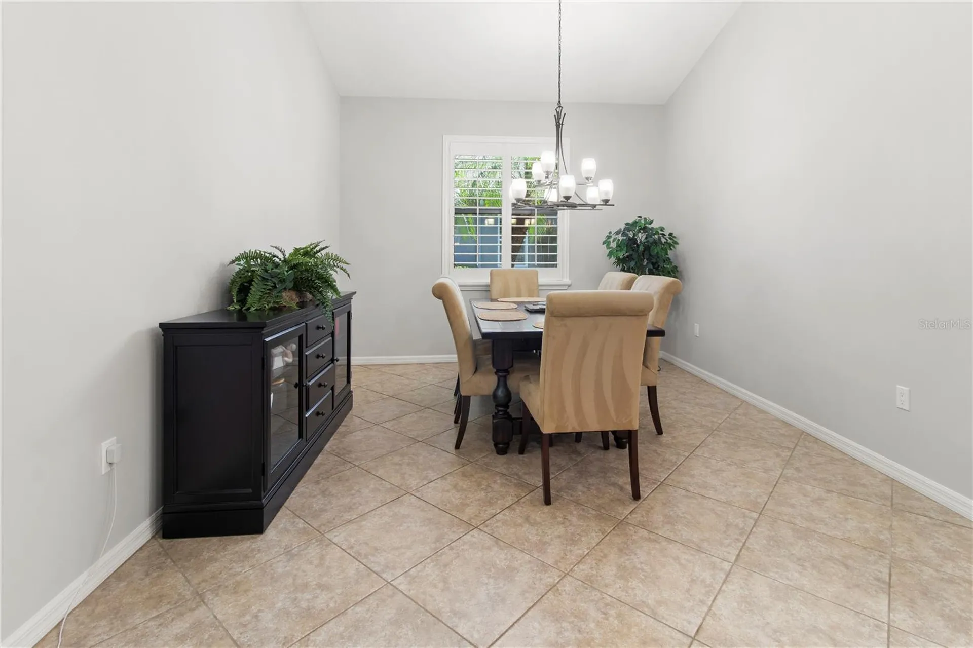 553 Chantilly Trail Bradenton FL 34212