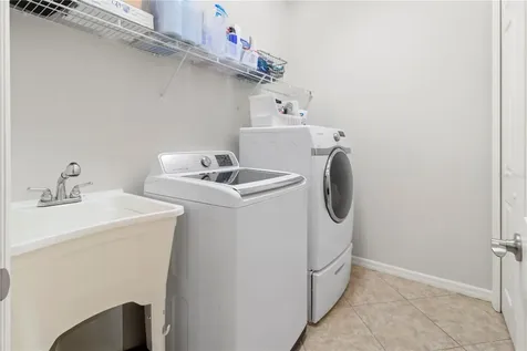 553 Chantilly Trail Bradenton FL 34212