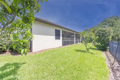 553 Chantilly Trail Bradenton FL 34212
