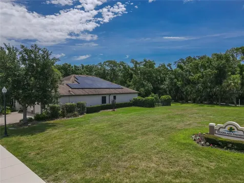553 Chantilly Trail Bradenton FL 34212