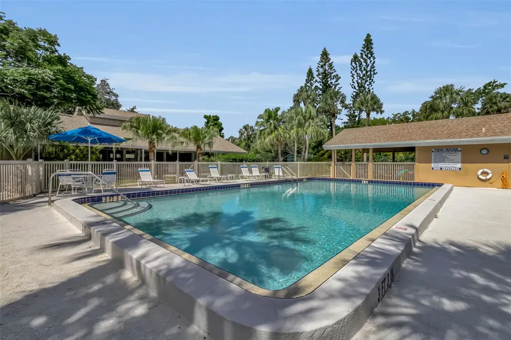 4877 Village Gardens Drive Sarasota FL 34234