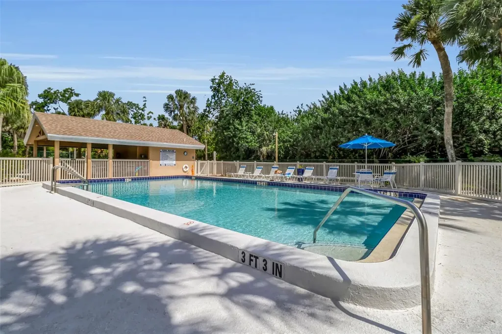 4877 Village Gardens Drive Sarasota FL 34234