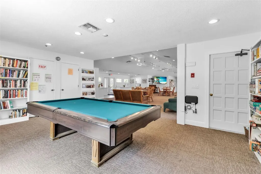 4877 Village Gardens Drive Sarasota FL 34234