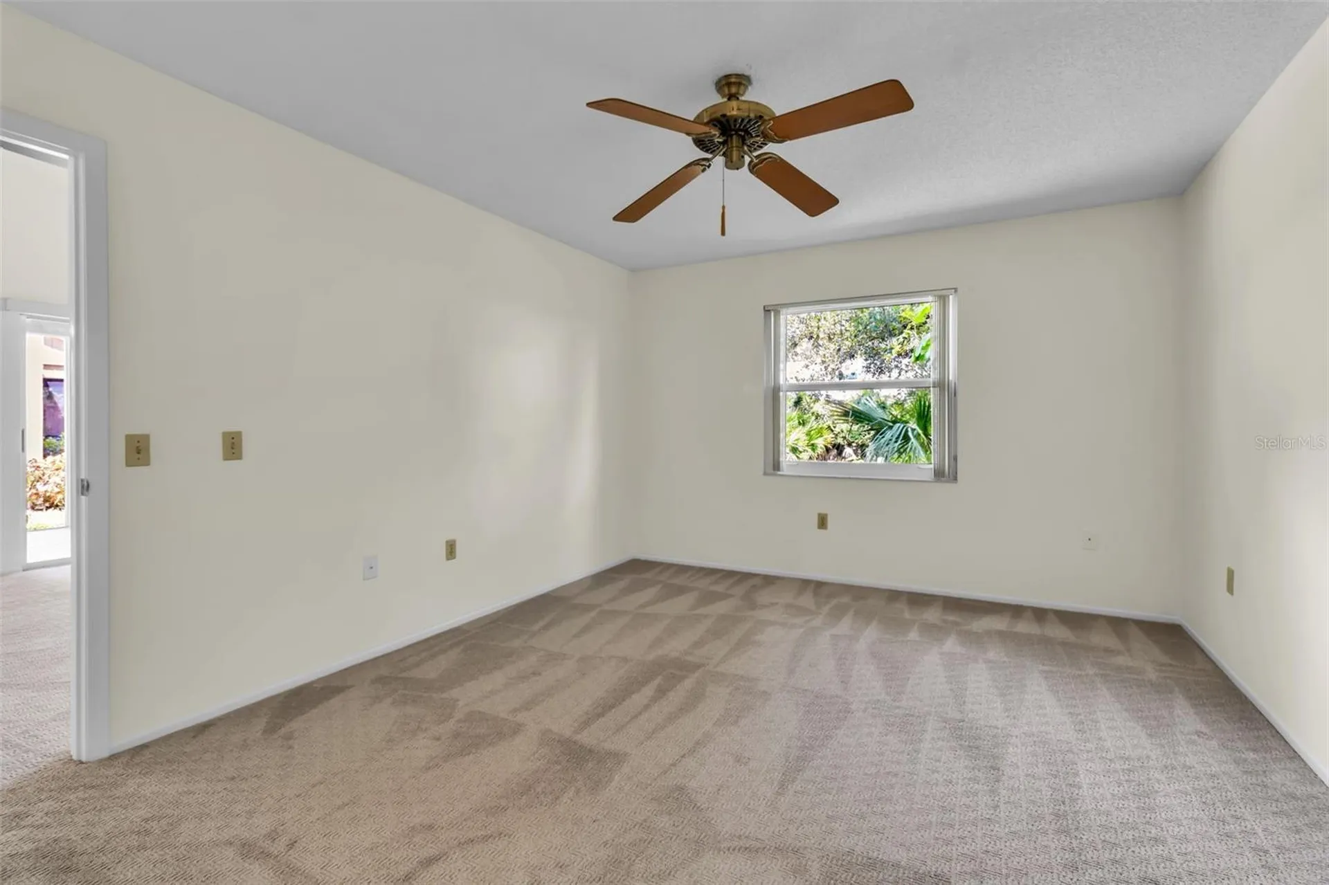 4877 Village Gardens Drive Sarasota FL 34234