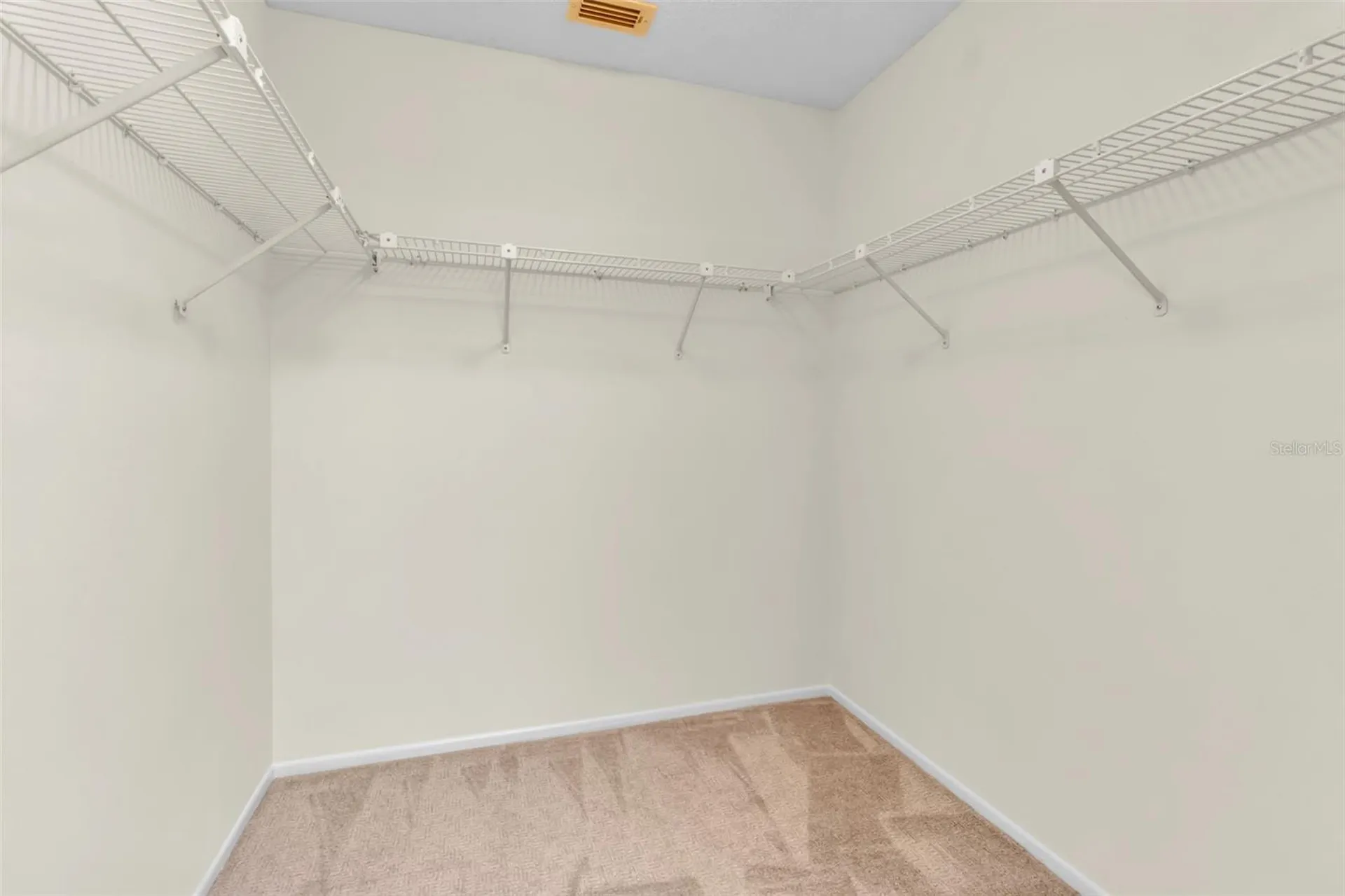 4877 Village Gardens Drive Sarasota FL 34234