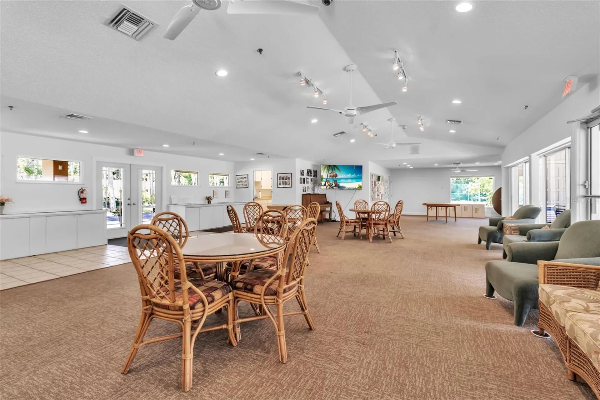4877 Village Gardens Drive Sarasota FL 34234
