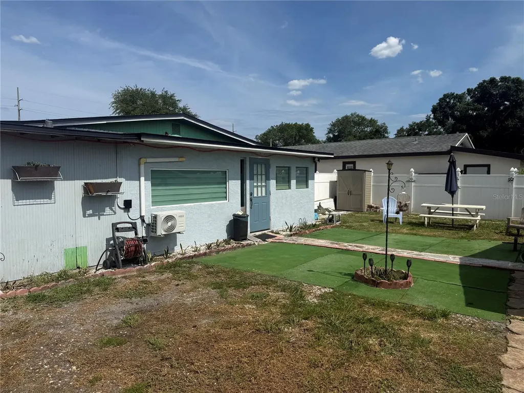 4808 Sierra Madre Drive Tampa FL 33634