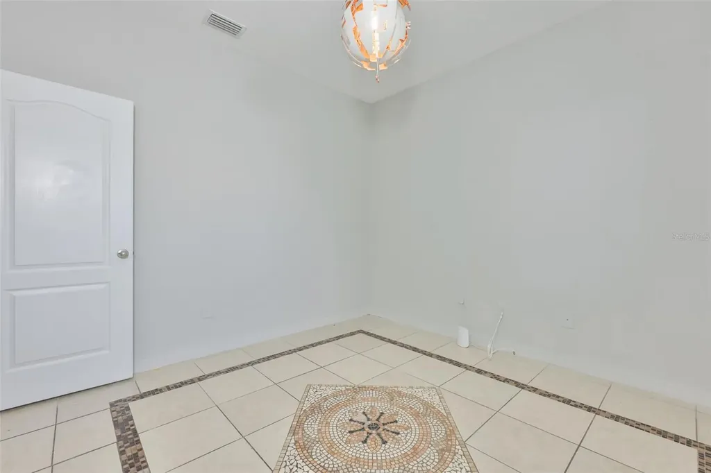 401 Britton Shores Court Ruskin FL 33570