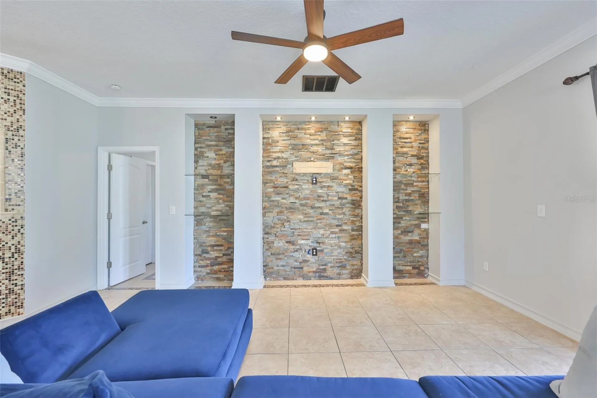 401 Britton Shores Court Ruskin FL 33570