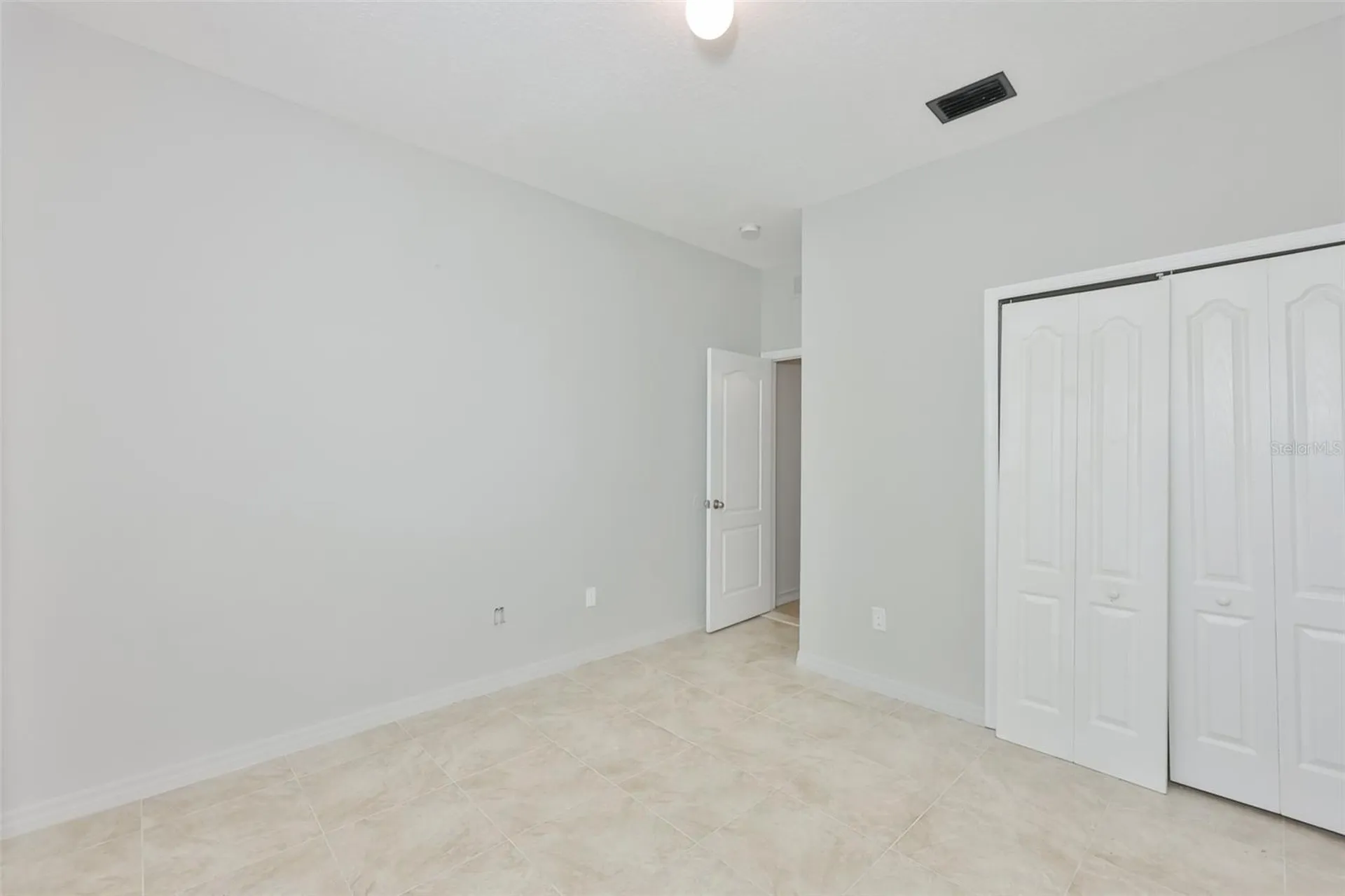 401 Britton Shores Court Ruskin FL 33570