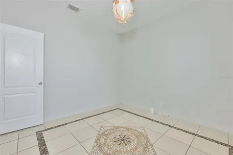 401 Britton Shores Court Ruskin FL 33570