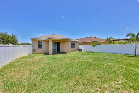 401 Britton Shores Court Ruskin FL 33570