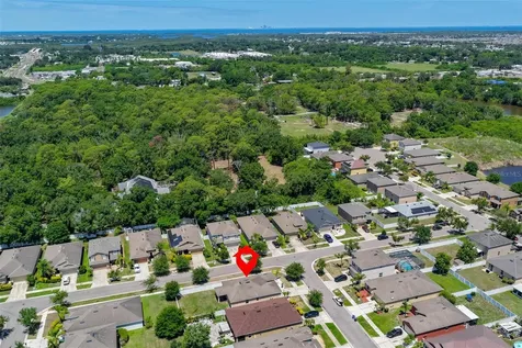 401 Britton Shores Court Ruskin FL 33570