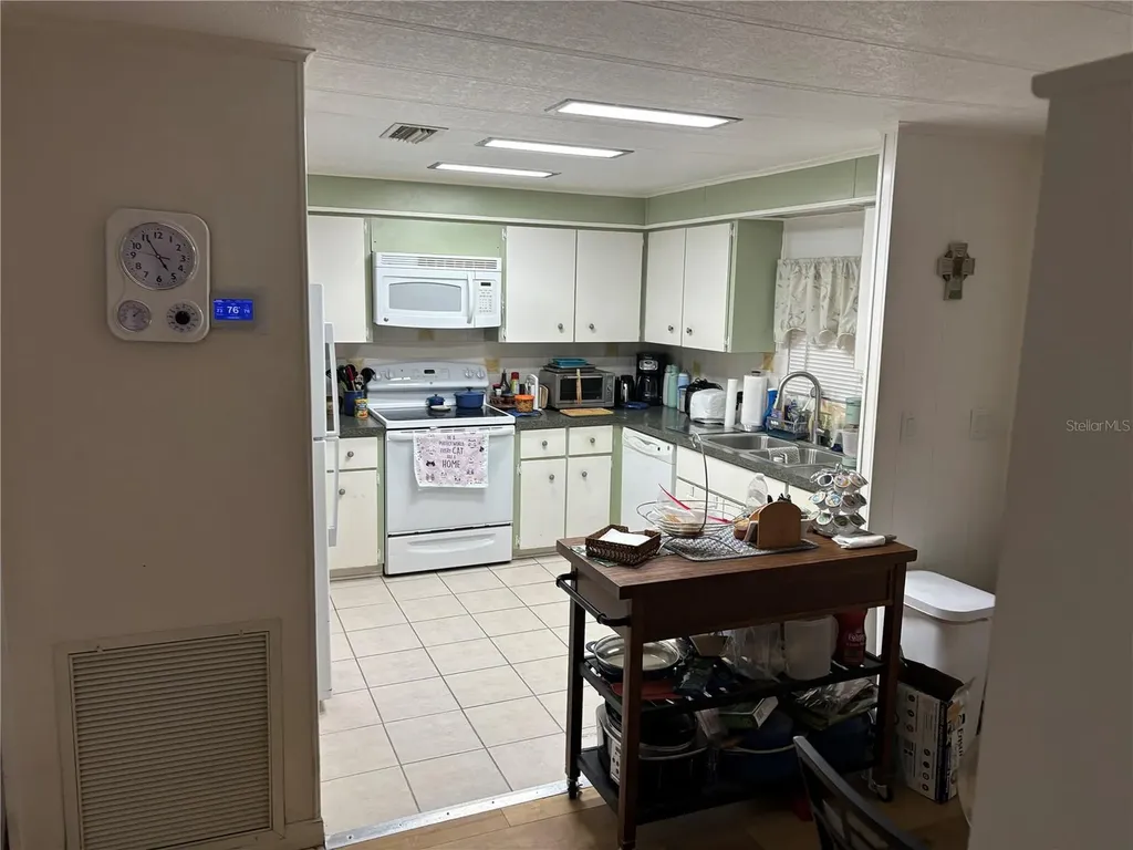 3438 Banberry Circle Zellwood FL 32798
