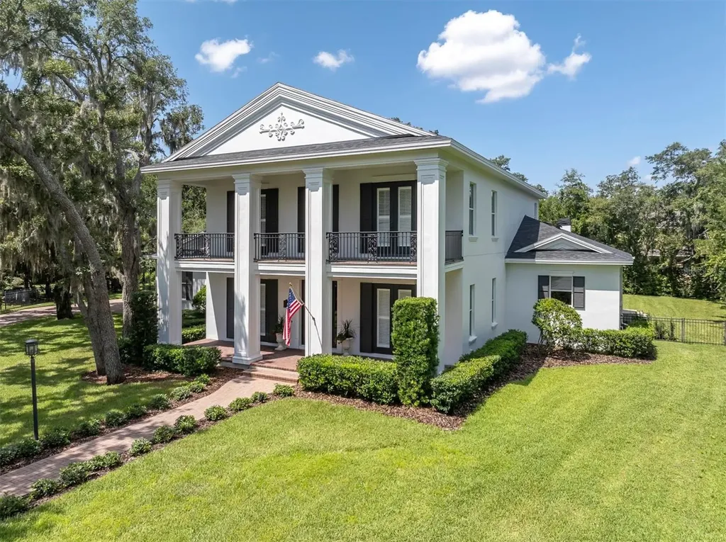16301 Dunlindale Drive Lithia FL 33547