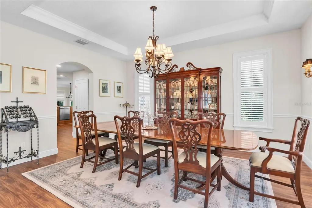 16301 Dunlindale Drive Lithia FL 33547