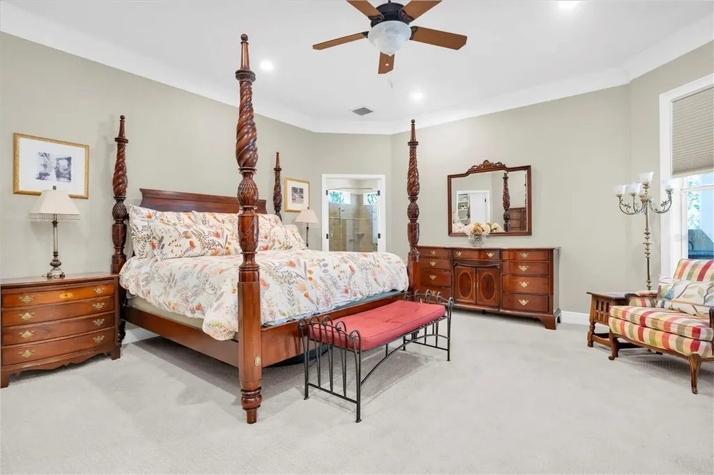 16301 Dunlindale Drive Lithia FL 33547
