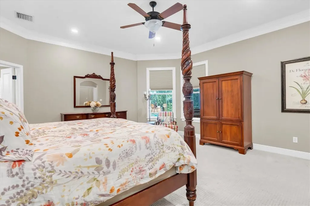16301 Dunlindale Drive Lithia FL 33547
