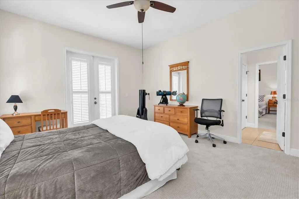 16301 Dunlindale Drive Lithia FL 33547
