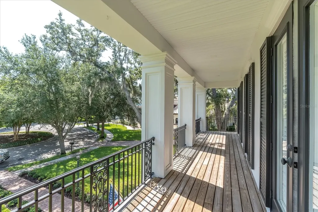 16301 Dunlindale Drive Lithia FL 33547